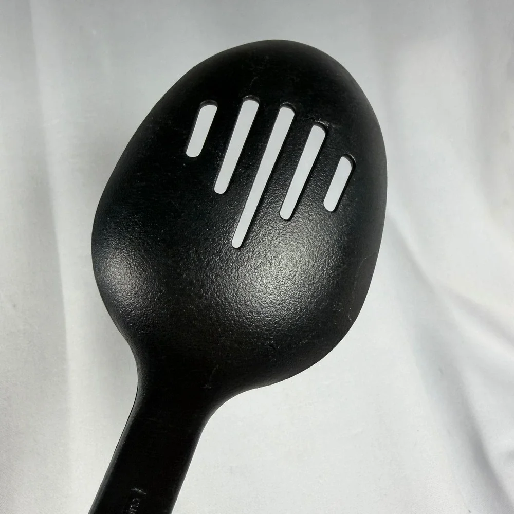 Chefmate Slotted Serving Spoon Kitchen Utensil OS Black Nylon Minimalist Modern